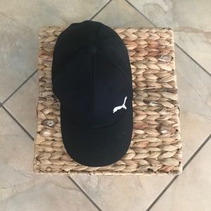Black and white Puma baseball cap